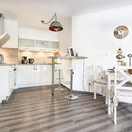 Admiralsgarten - 11s *